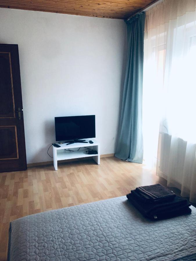 Family 2-Rooms Apartment Хевіз Екстер'єр фото